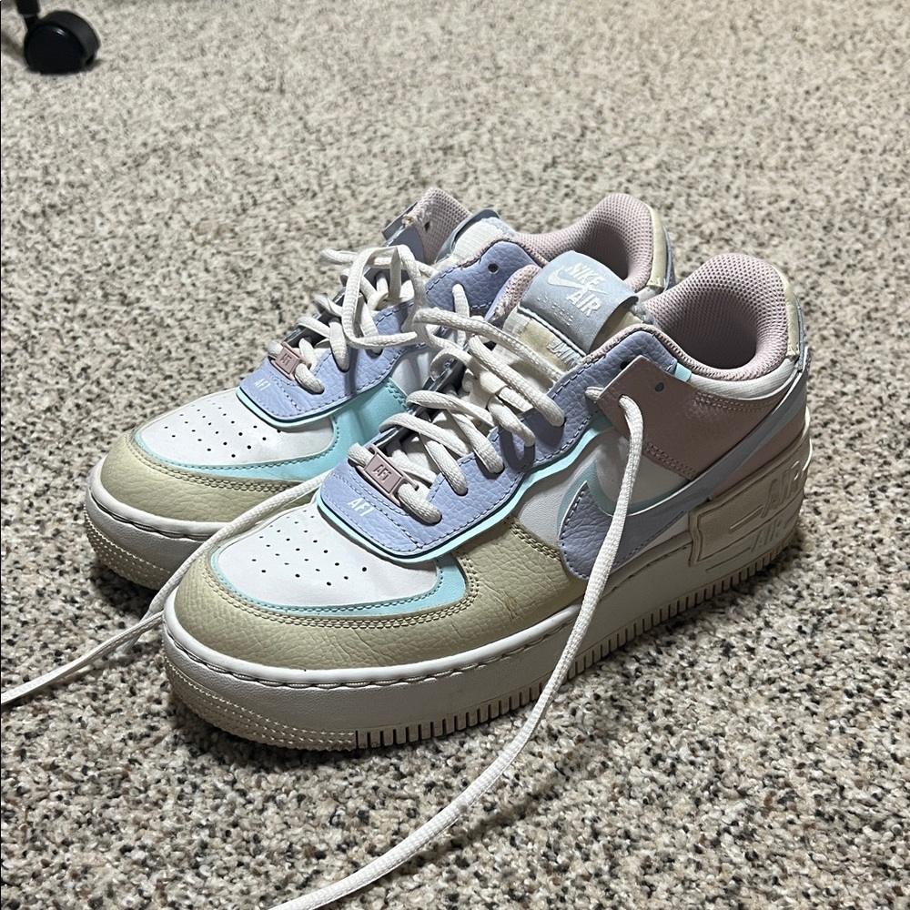 Nike Women's Pastel Multicolor Leather Low-Top Sneakers